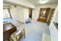 【居間】LDK１０．３７帖