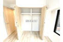 【収納】【収納】各部屋にはクローゼットを完備しています！収納が多いお家はすっきりして快適空間です。