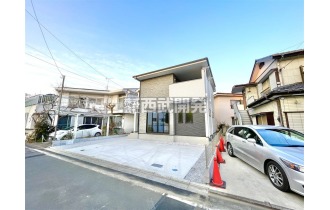 【外観】南西道路に面した住戸は家族みんなの晴れやかな生活を演出してくれます。