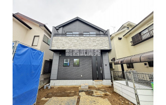 【外観】落ち着いた色でまとめられた外観仕様です。