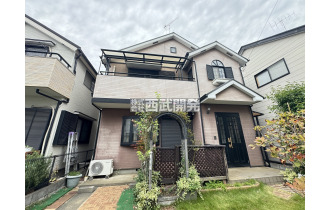 【外観】2025年10月撮影（リフォーム前）