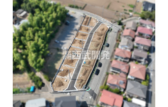 【外観】航空写真（販売現地全景）
全14棟の開発分譲現場で全棟長期優良住宅の認定あり。
整った街並みの中で新し生活を始めてみてはいかがでしょう。