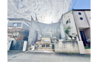 【外観】11月27日撮影（建物解体中）