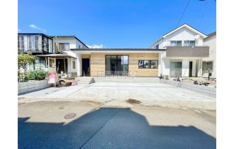 【外観】駐車場もゆとりのある幅で楽々駐車