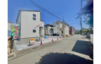 【外観】完成につきごゆっくりとご見学いただけます。（現地全体）