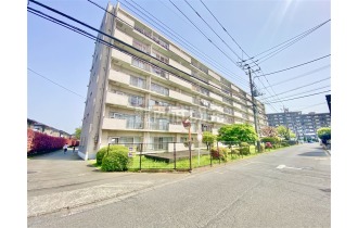 【外観】リフォーム済につき、ごゆっくりとご見学いただけます。