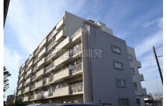 【外観】空室につき、ゆっくりとご覧いただけます。