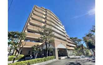 【外観】ご見学予約をお待ちしております。