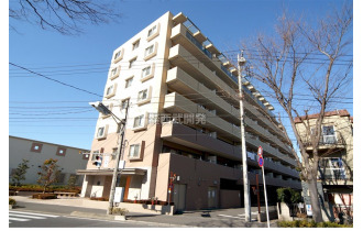 【外観】空室につきごゆっくりとご見学いただけます。