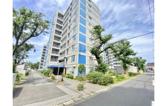 【外観】空室につきごゆっくりご見学いただけます。