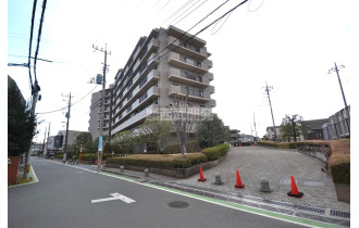 【外観】見学予約をお待ちしております
