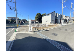 【外観】【現地全景】建築前の更地の状況でも、その土地を実際にご覧いただくことをオススメしています。建物が建つ前の状況を写真に収めておくのはいかがでしょうか。