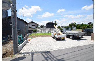 【外観】広々とした日当たり良好な立地