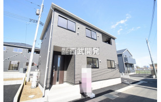 【外観】三方道路のため陽当たり良好です