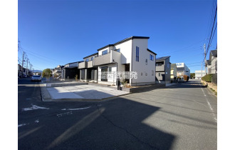 【外観】前面道路含む現地外観