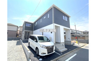 【外観】【現地全景】建物完成につき、実際のお部屋をごゆっくりご見学いただけます。ご都合はいかがでしょうか？