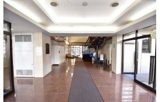 【エントランス】